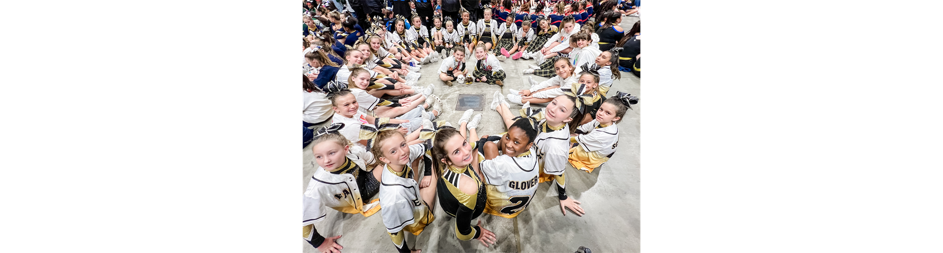 COMPETITION AND RECREATIONAL CHEERLEADERS